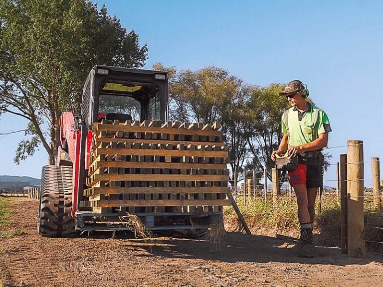 Evolution Remote Control Special feature: Evolution Remote Control Package - Farm Trader