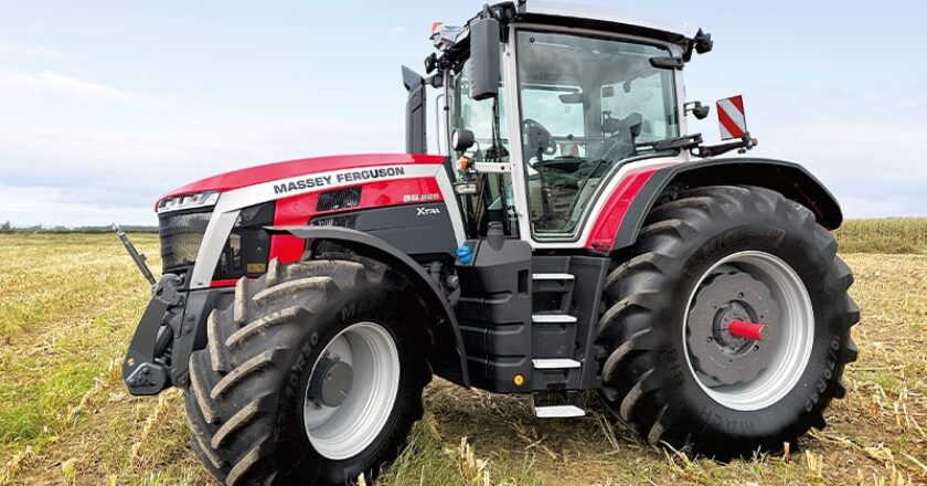 Massey Ferguson 8S.225 XTRA